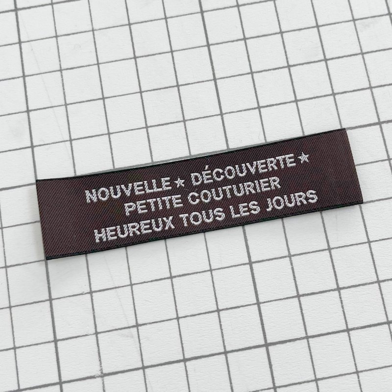 画像1: ばら刺繍タグ20mm横-ワイドNOUVELLE（茶×白） (1)