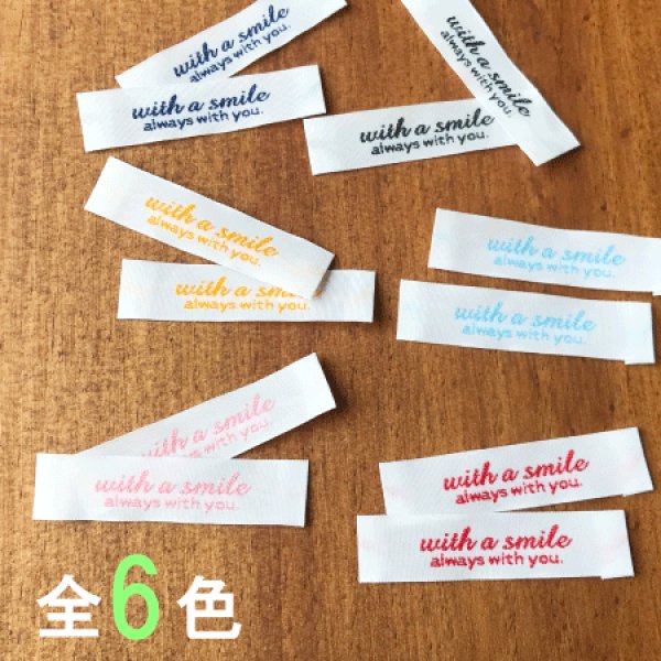 ばら刺繍タグ‐with a smile（白色×紺） - ハンドメイド用タグのお店 W-Note